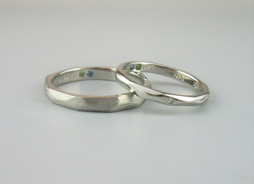 ワックスを自分たちで削って出来た指輪