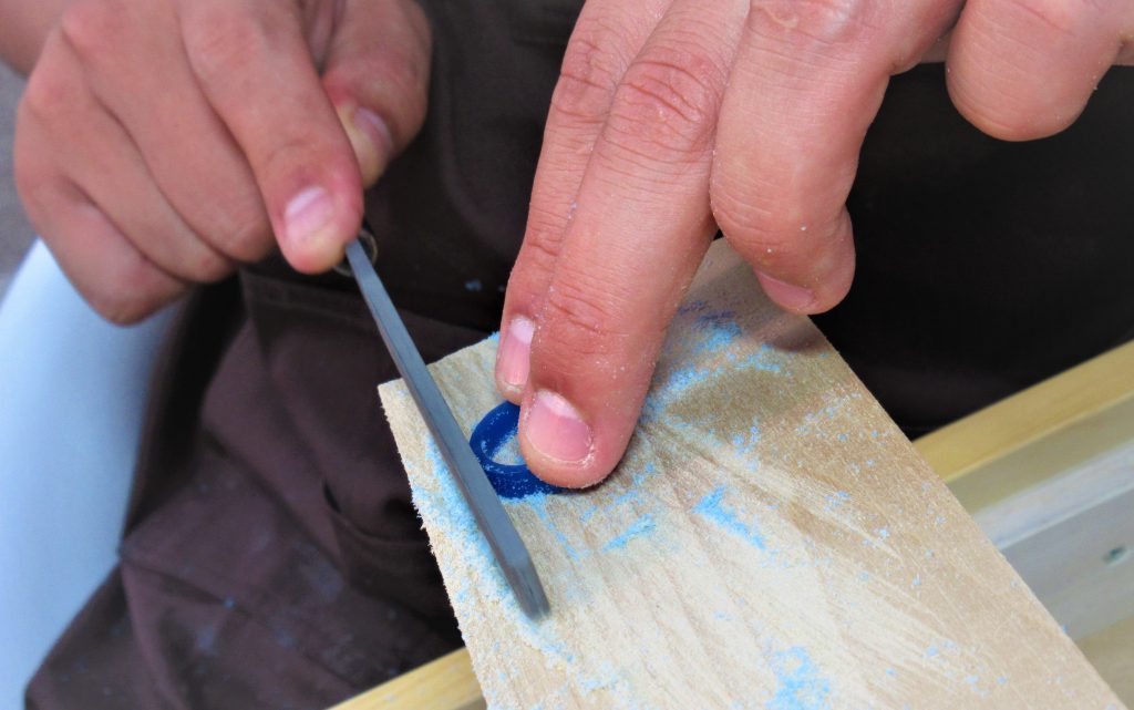 細身のためよく削る！