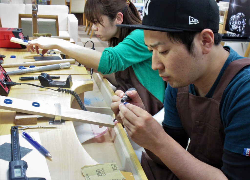 ルーターを使用しての作業