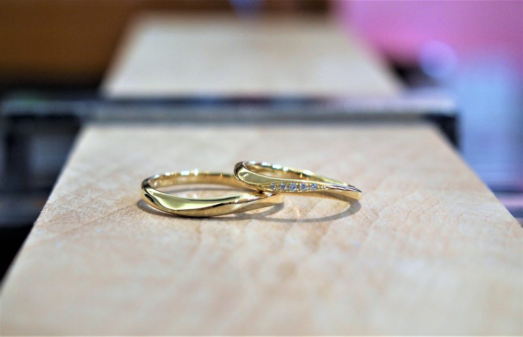 イエローゴールド素材でより輝きが際立ちます