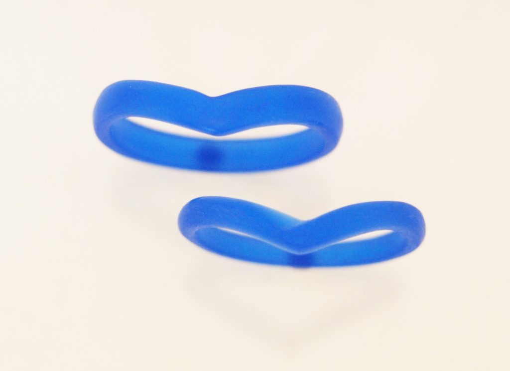 ワックスを削って作った指輪原型