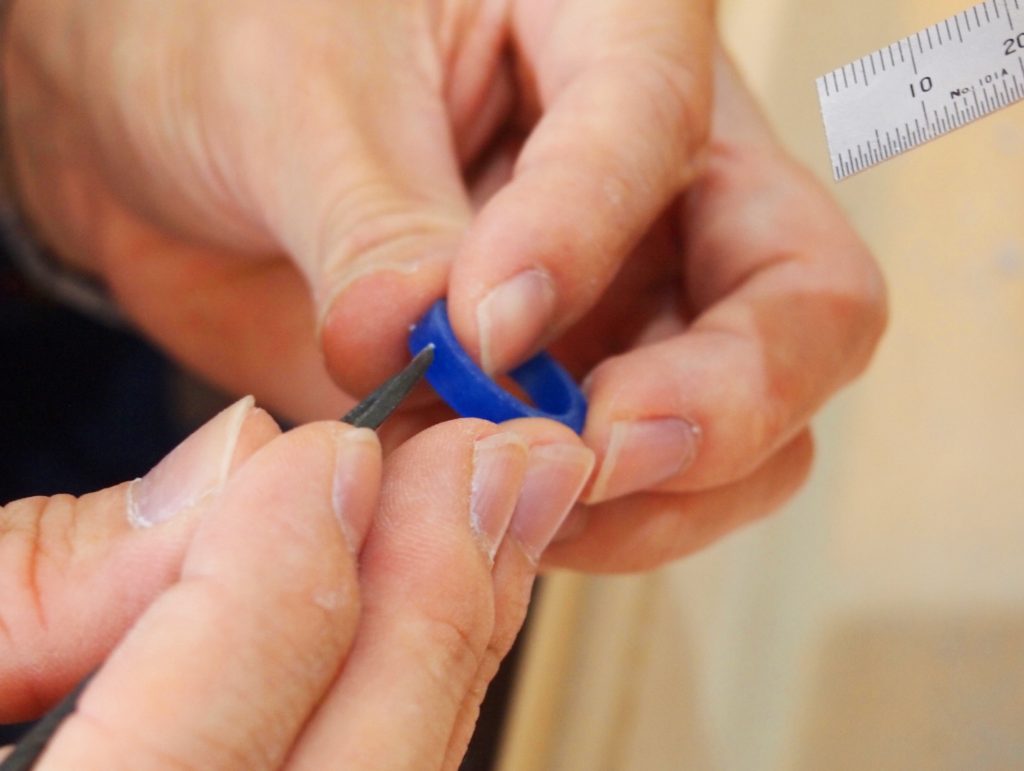 理想の形に仕上げていく様子