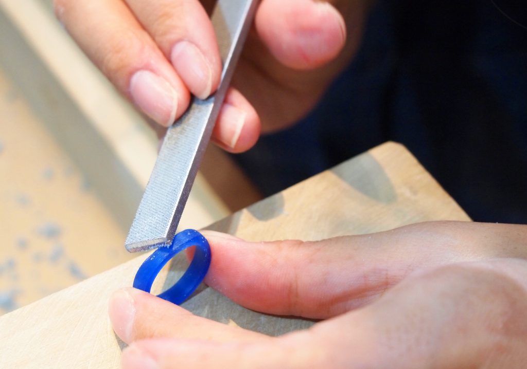 厚みを削っていく様子