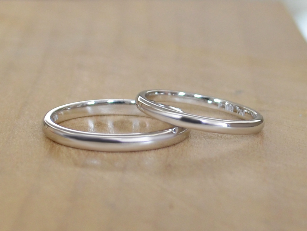 ストレートタイプの結婚指輪