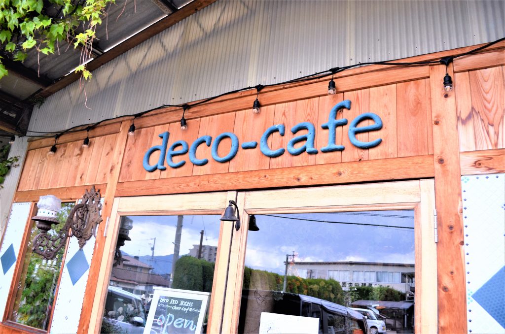 おしゃれな空間で手作り指輪製作