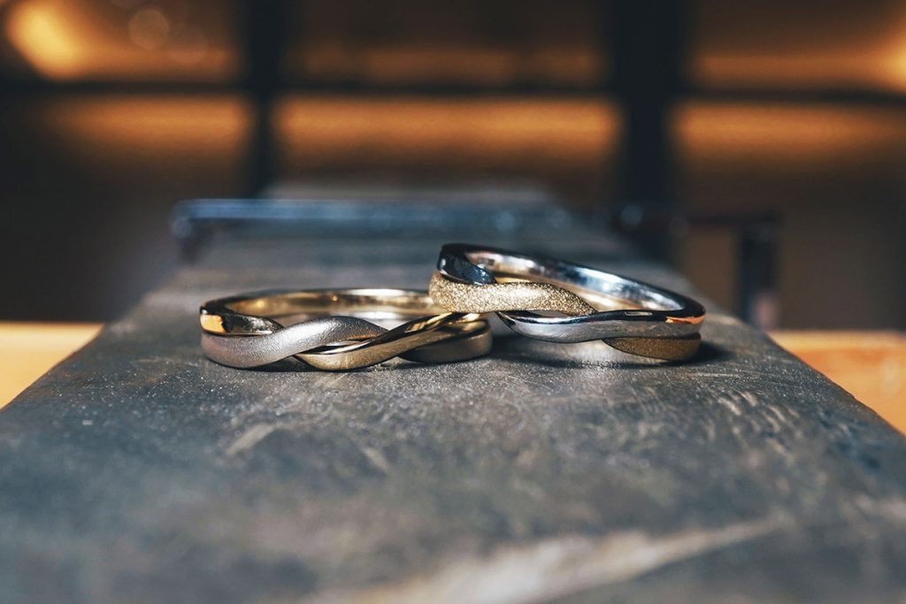 オーダーリング Feering